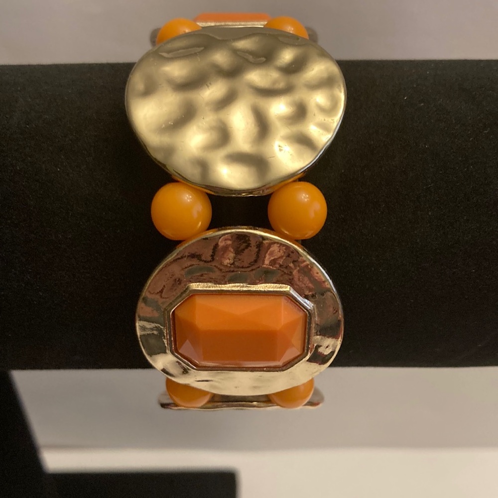 Hammered Metal and Orange Bead Bracelet